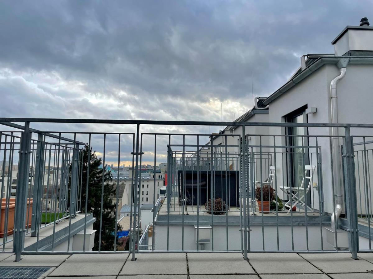 Eca Rooftop Live - Private Rooms & Serviced Apartments Wien Exterior foto